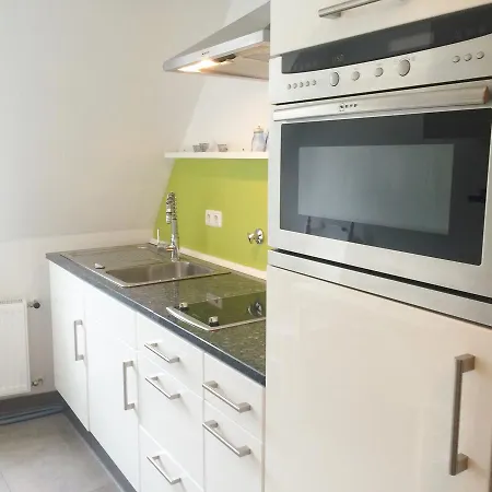 Fhs 4* Βόννη